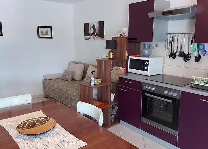 شقة Krivicic كريس